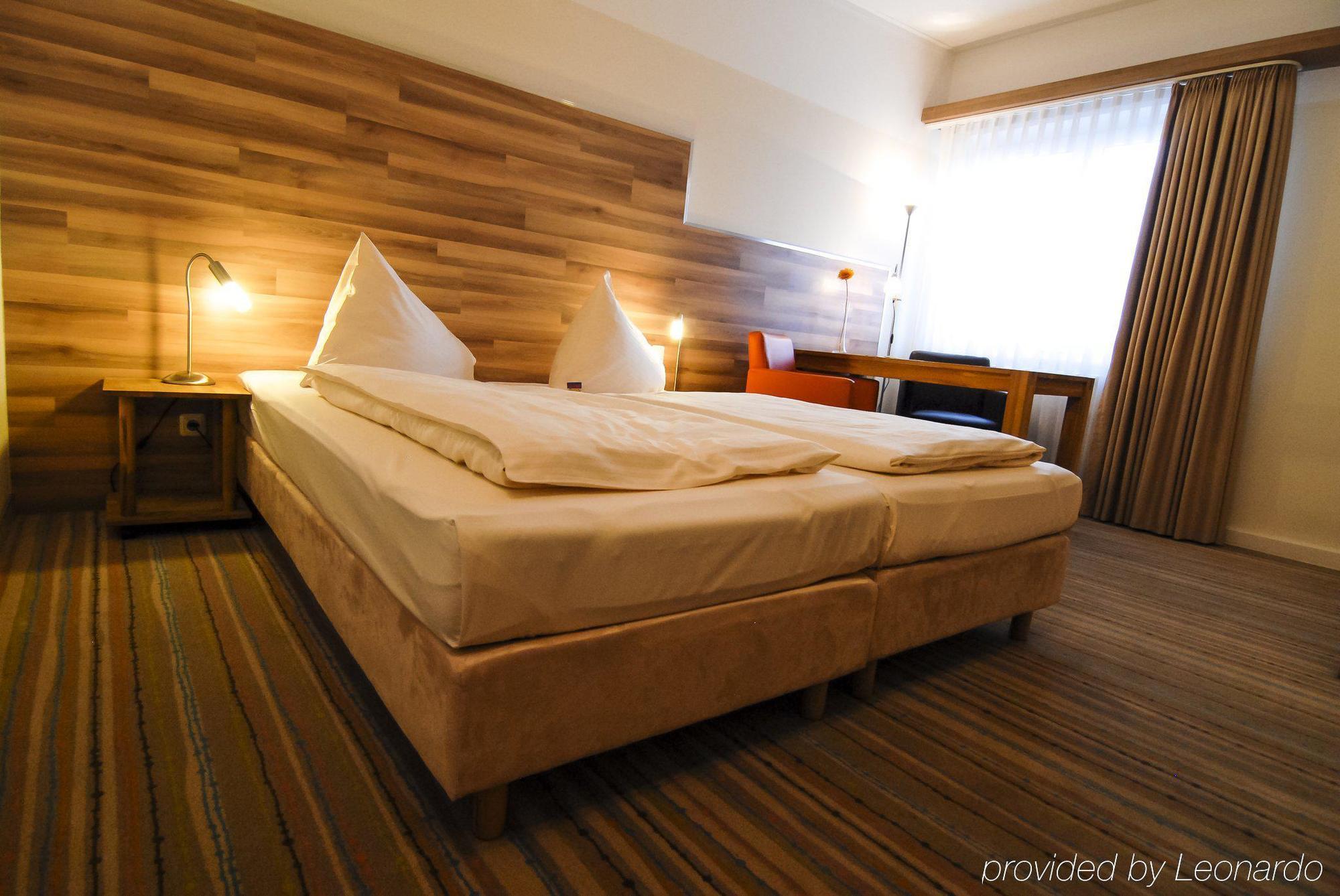 Petul Apart Hotel Stadtgarten เอสเซน ภายนอก รูปภาพ